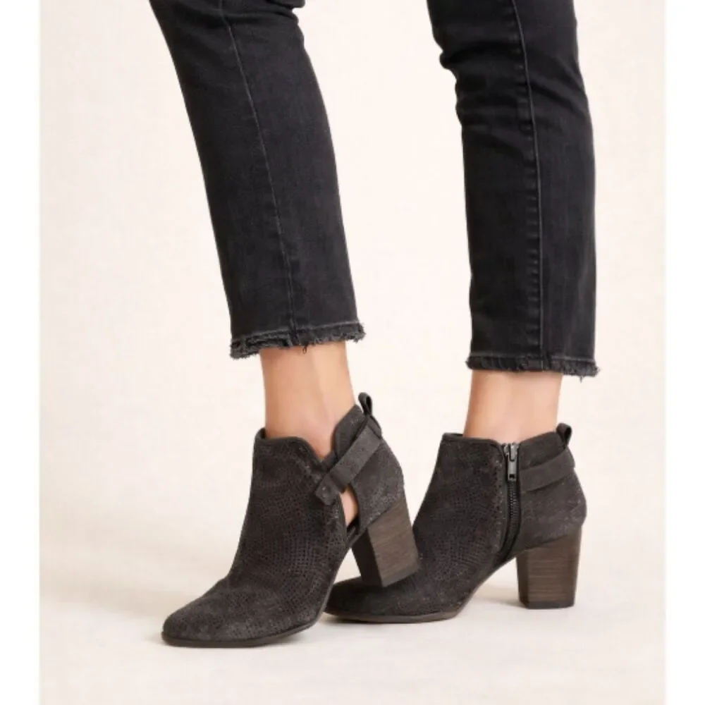 Franco Sarto Dale Ankle Boots Women’s 10M Dark Gray Suede Stacked Heel Zip
